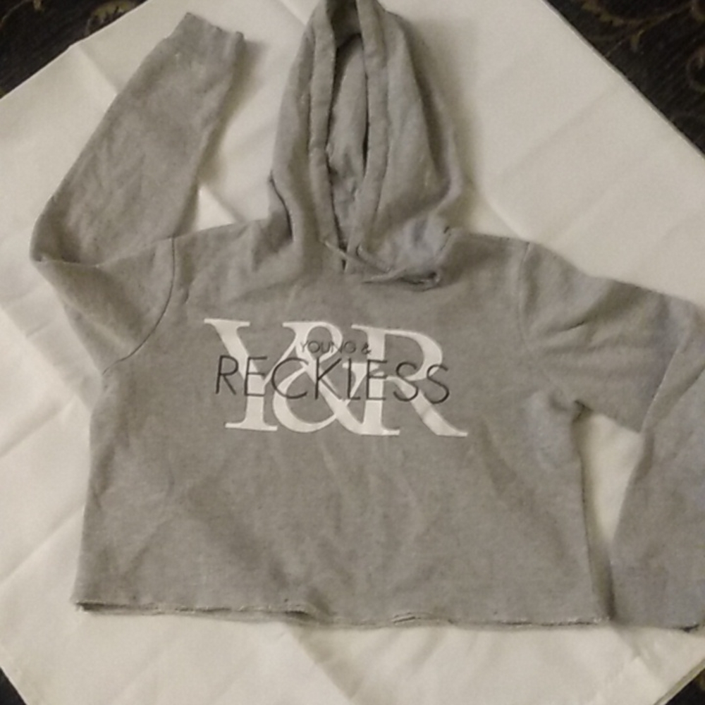 Cropped sweatshirt